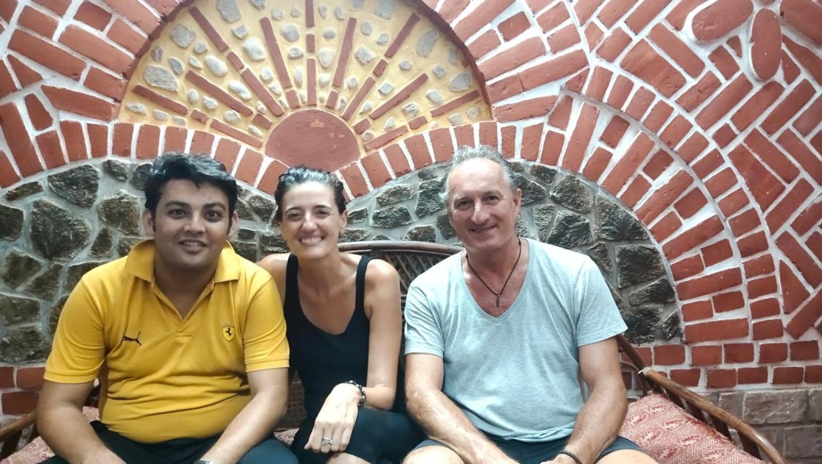 Khajuraho Glory Homestay Екстер'єр фото