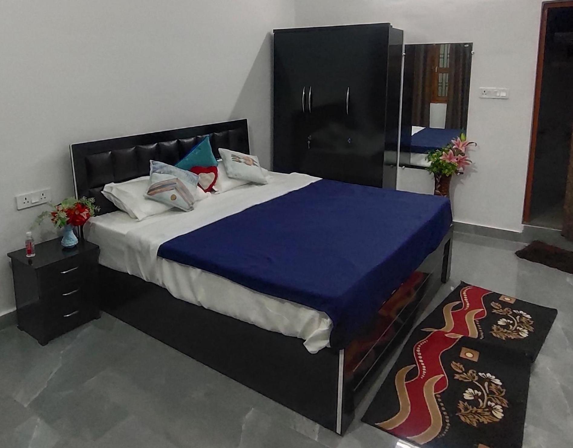Khajuraho Glory Homestay Екстер'єр фото