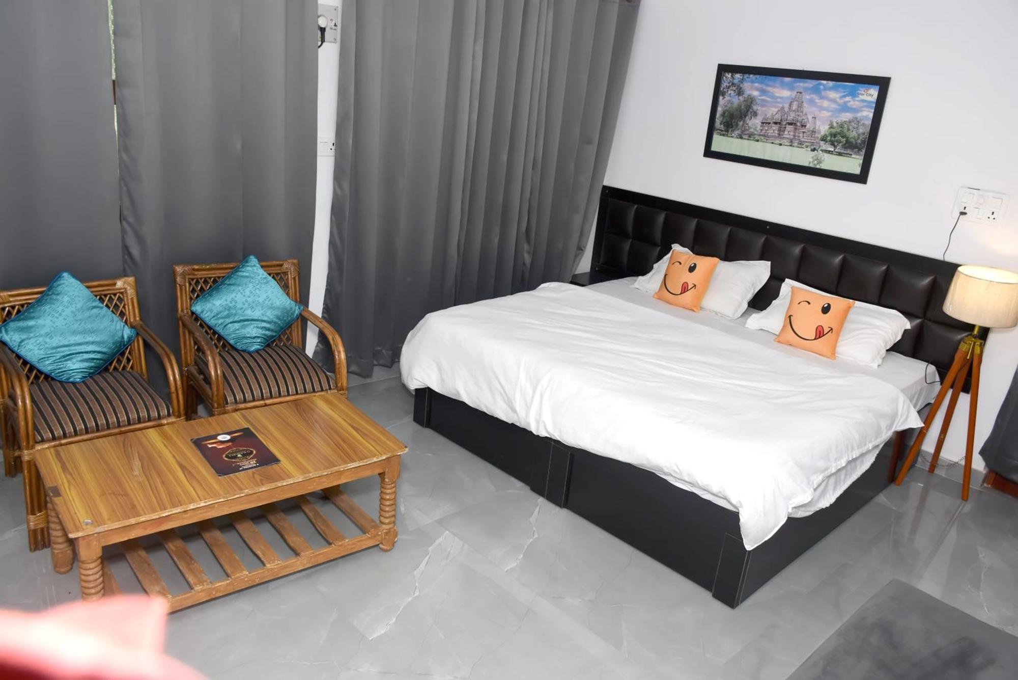 Khajuraho Glory Homestay Екстер'єр фото