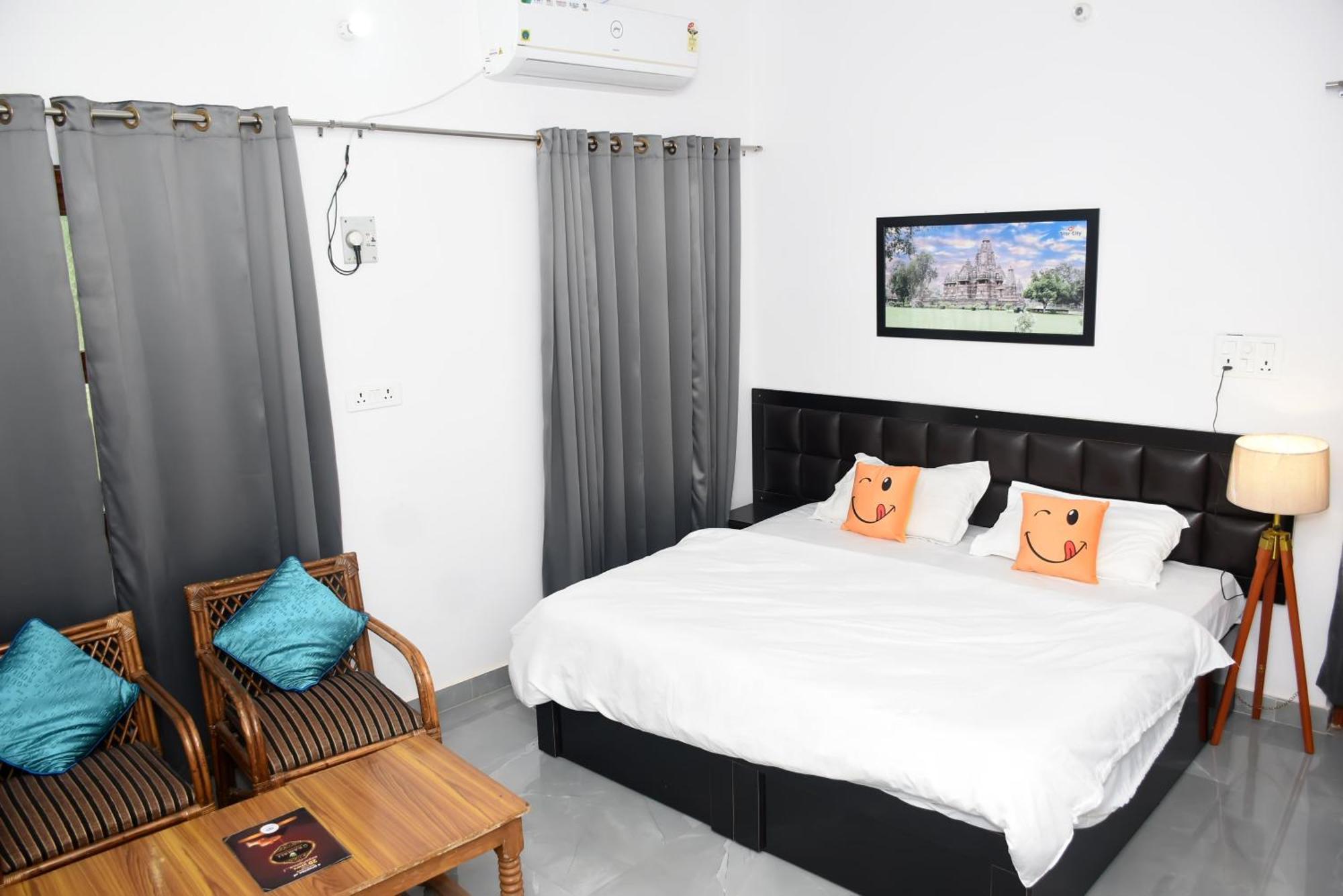 Khajuraho Glory Homestay Екстер'єр фото