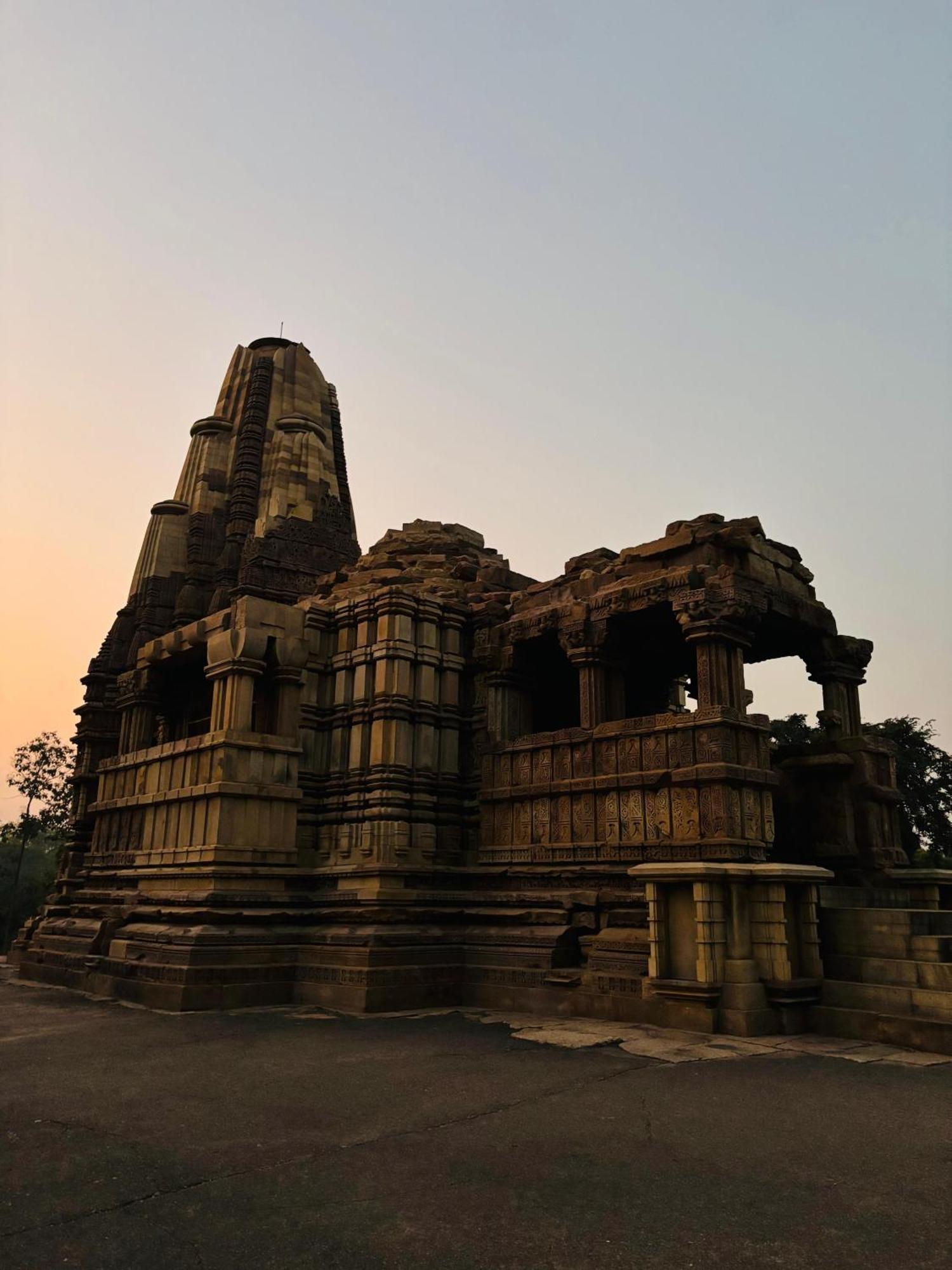Khajuraho Glory Homestay Екстер'єр фото